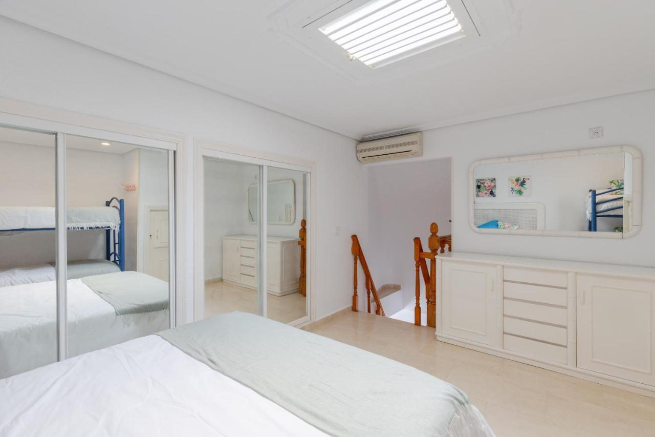 Mediterranean Blue By Fidalsa Apartment Benidorm Exterior photo